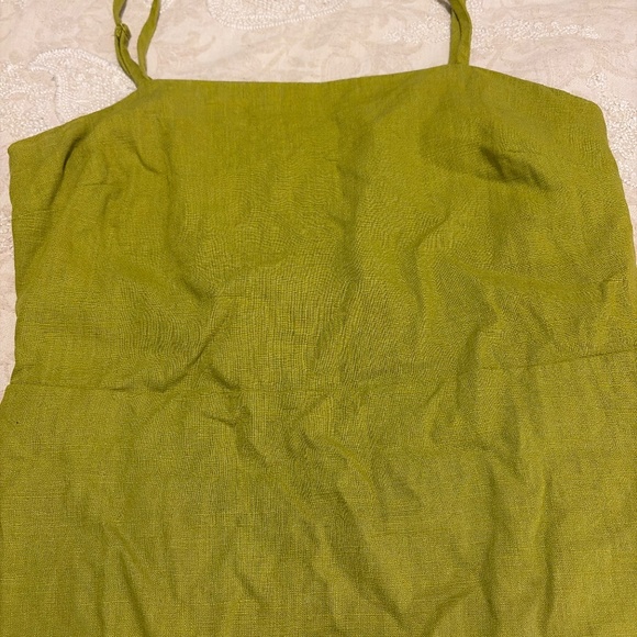 Green dress - Picture 3 of 3